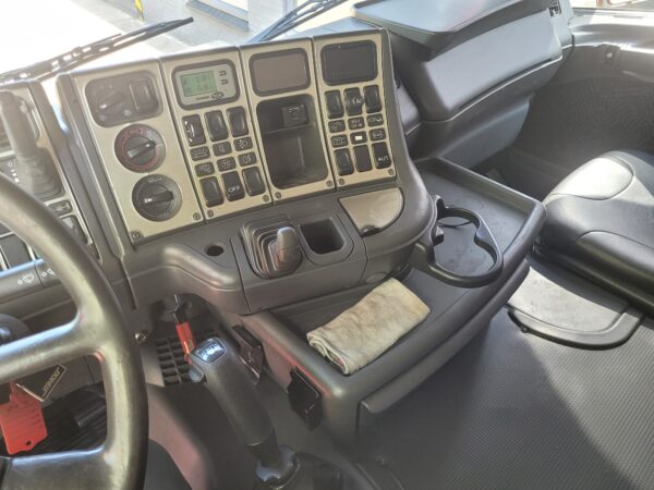 Scania 164 | 2003 - Image 15
