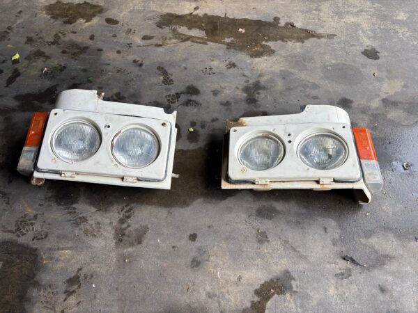 Ronde Koplampen Volvo F12 - Afbeelding 2