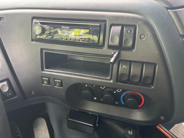 DAF FT95 480 manual  retarder  | 2001  low km only 213000km - Afbeelding 22