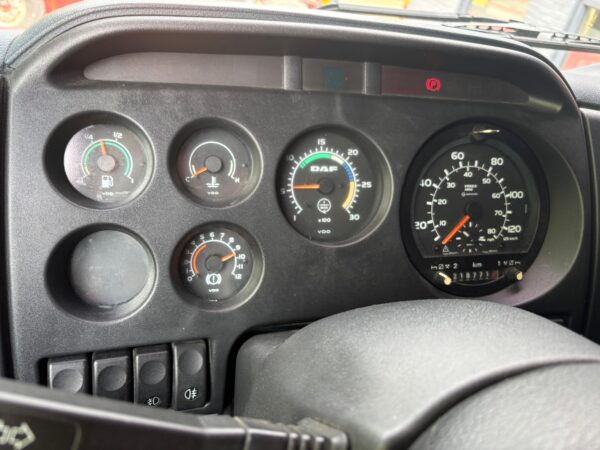 DAF FT95 480 manual  retarder  | 2001  low km only 213000km - Afbeelding 23