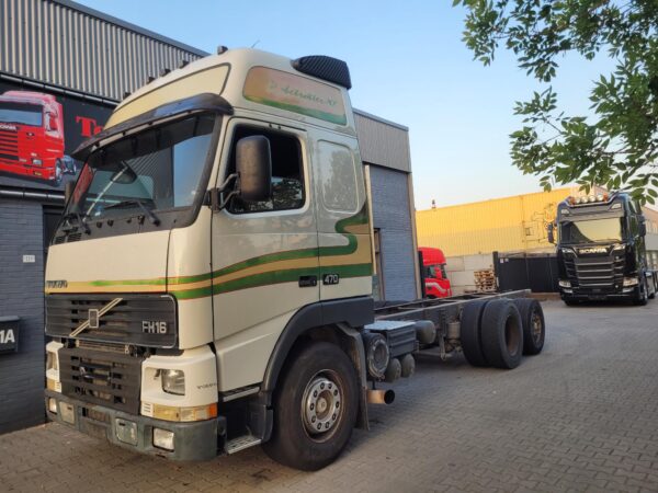 Volvo  FH16 470 XL Globetrotter 6X2 460wb  Full air  1997