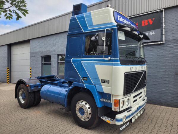 Volvo F12 Globetrotter 4X2  1982  165000km original - Afbeelding 3