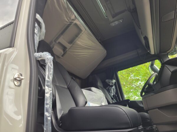 S500 Scania  4X2  6X ballons airsuspencion pto prep  1200ltr  New - Image 3