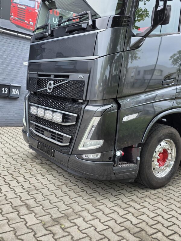 Volvo 6X2 FH500 6X2  steel/air Haakarm 26T  2021 334000km Topcondition - Afbeelding 17