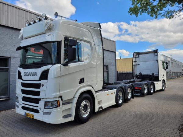 Scania R530 + R660  6X2   2022  full air  pto  low km