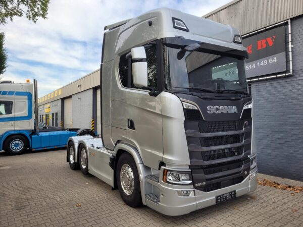 Scania S660 6X2/4  voorloper full air retarder acc  pto  leather  full options   New - Afbeelding 2