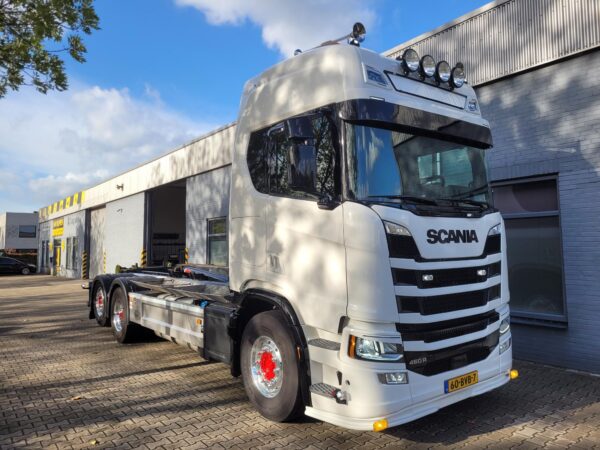 Scania 460R 6x2 super retarder ACC Hooklift 21 T  steel/air 3the stearingaxle  2023  wb 495cm  low km - Afbeelding 2