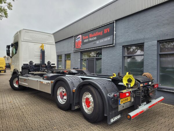 Scania 460R 6x2 super retarder ACC Hooklift 21 T  steel/air 3the stearingaxle  2023  wb 495cm  low km - Afbeelding 3