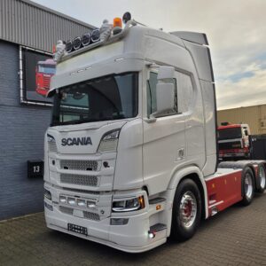 Scania R650 6X2  Full air retarder  315wb  hydrauliks  2018   low km manual gearbox
